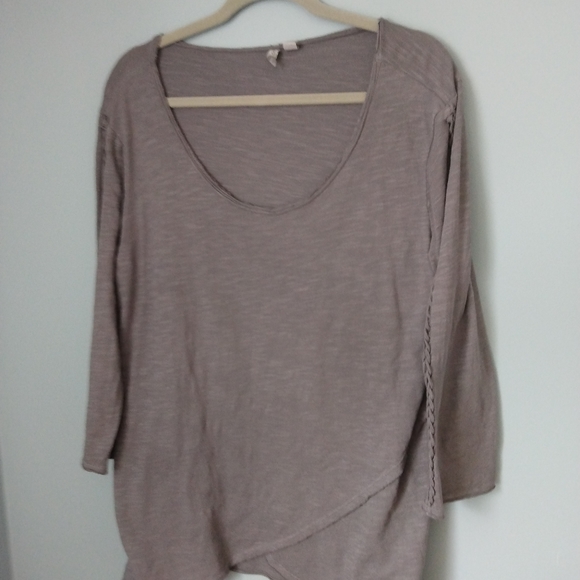 Long Sleeve flowy shirt with braid sleeves detail - Picture 1 of 5